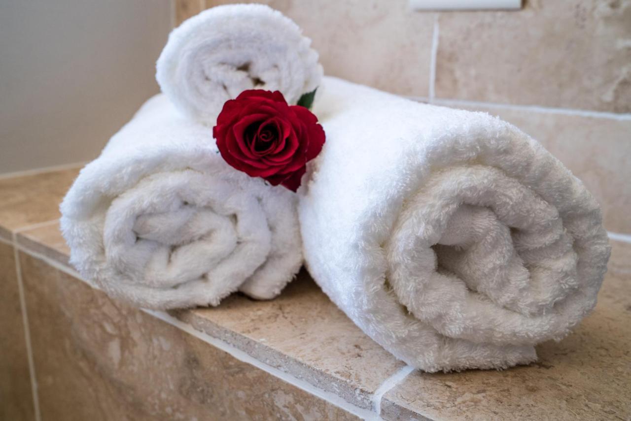 The Beautiful South Guesthouse Стеленбош Екстериор снимка